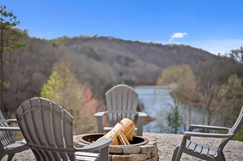Lakeview with firepit and chairs at Norris Bookings